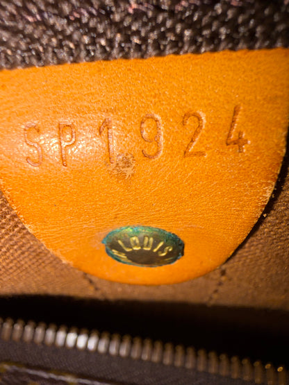 Louis Vuitton keepall 50