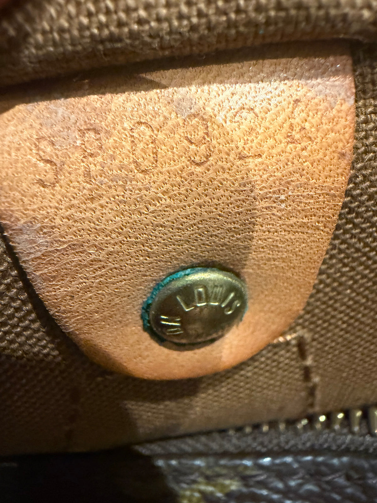 Louis Vuitton speedy 30