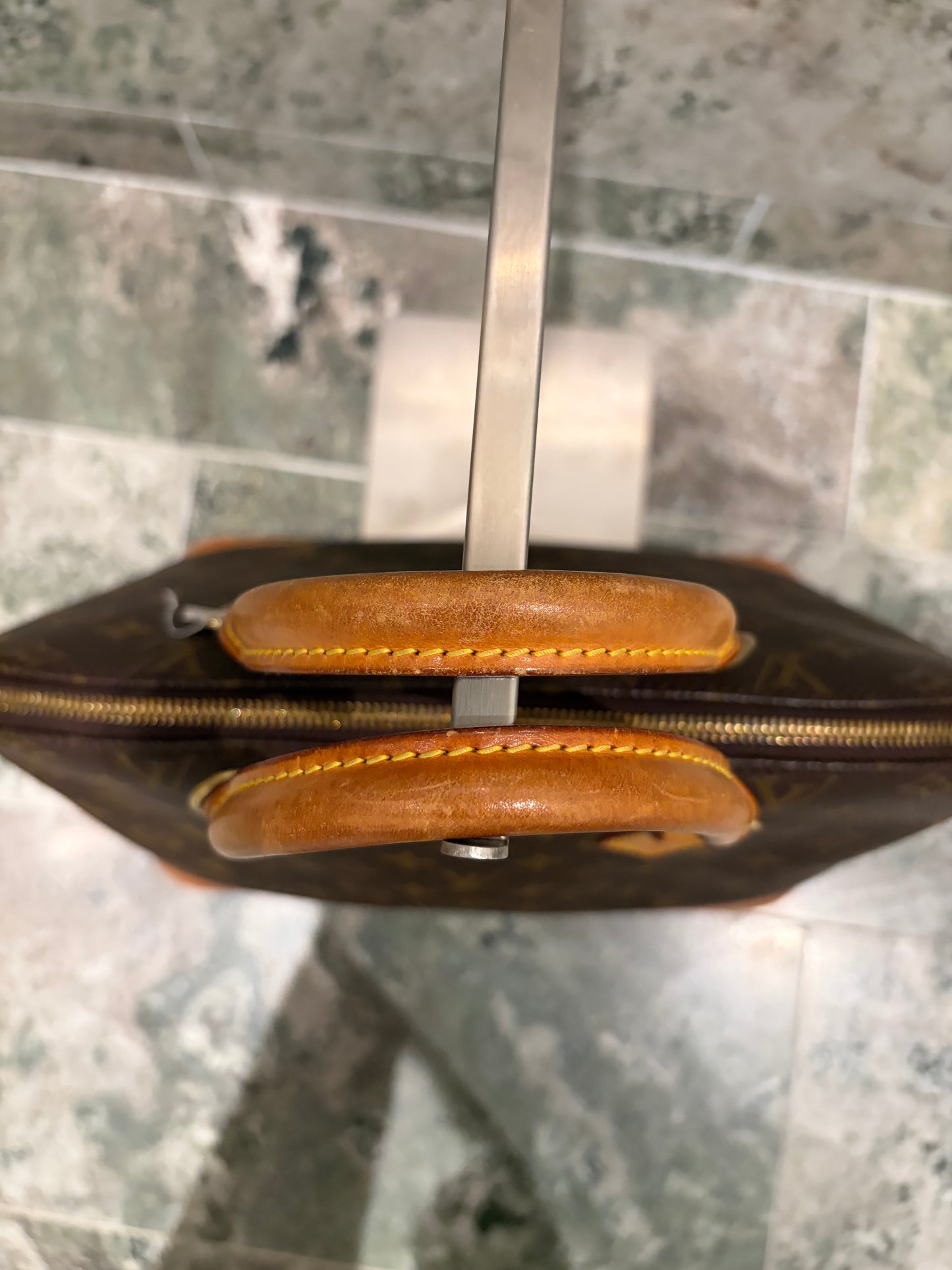 Louis Vuitton Alma PM