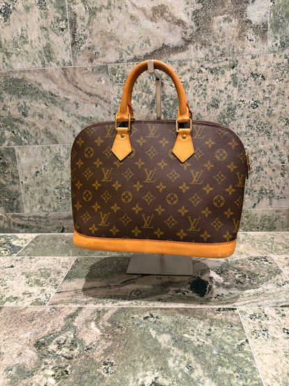Louis Vuitton Alma PM