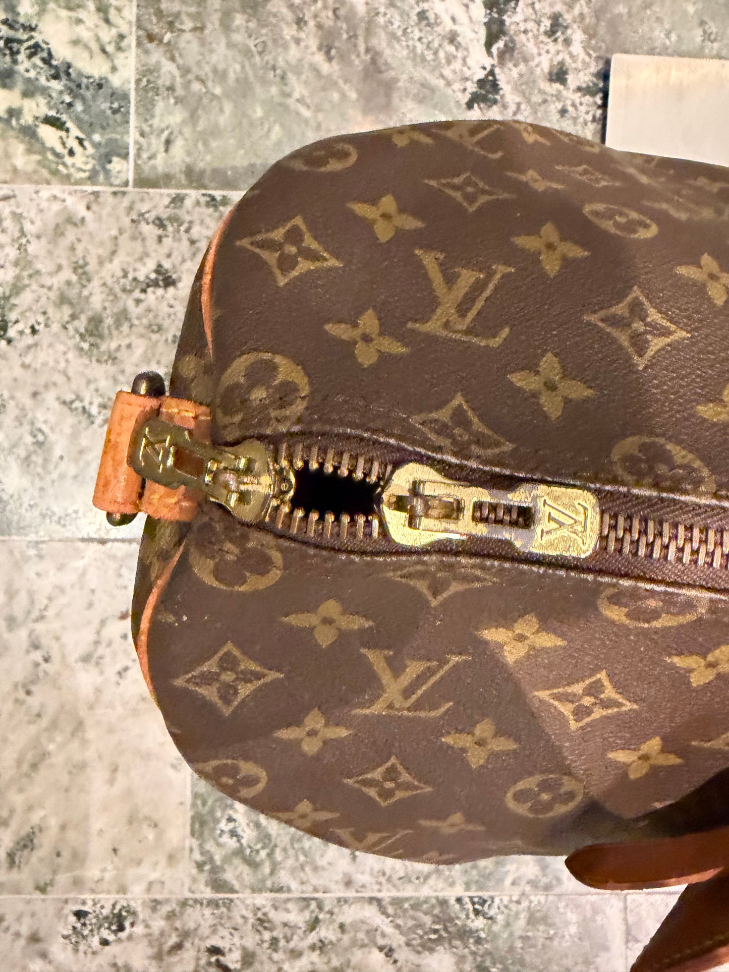 Louis Vuitton keepall bandouliere 50