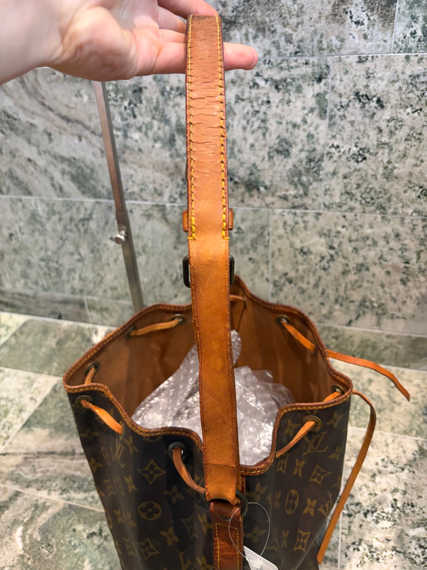 Louis Vuitton Noé pétite