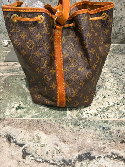 Louis Vuitton Noé pétite