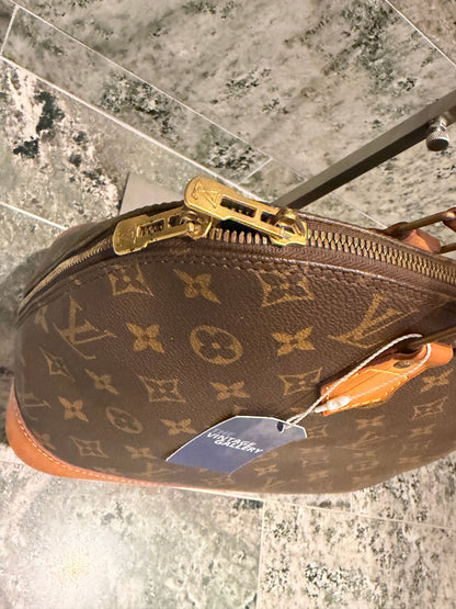 Louis Vuitton Alma PM