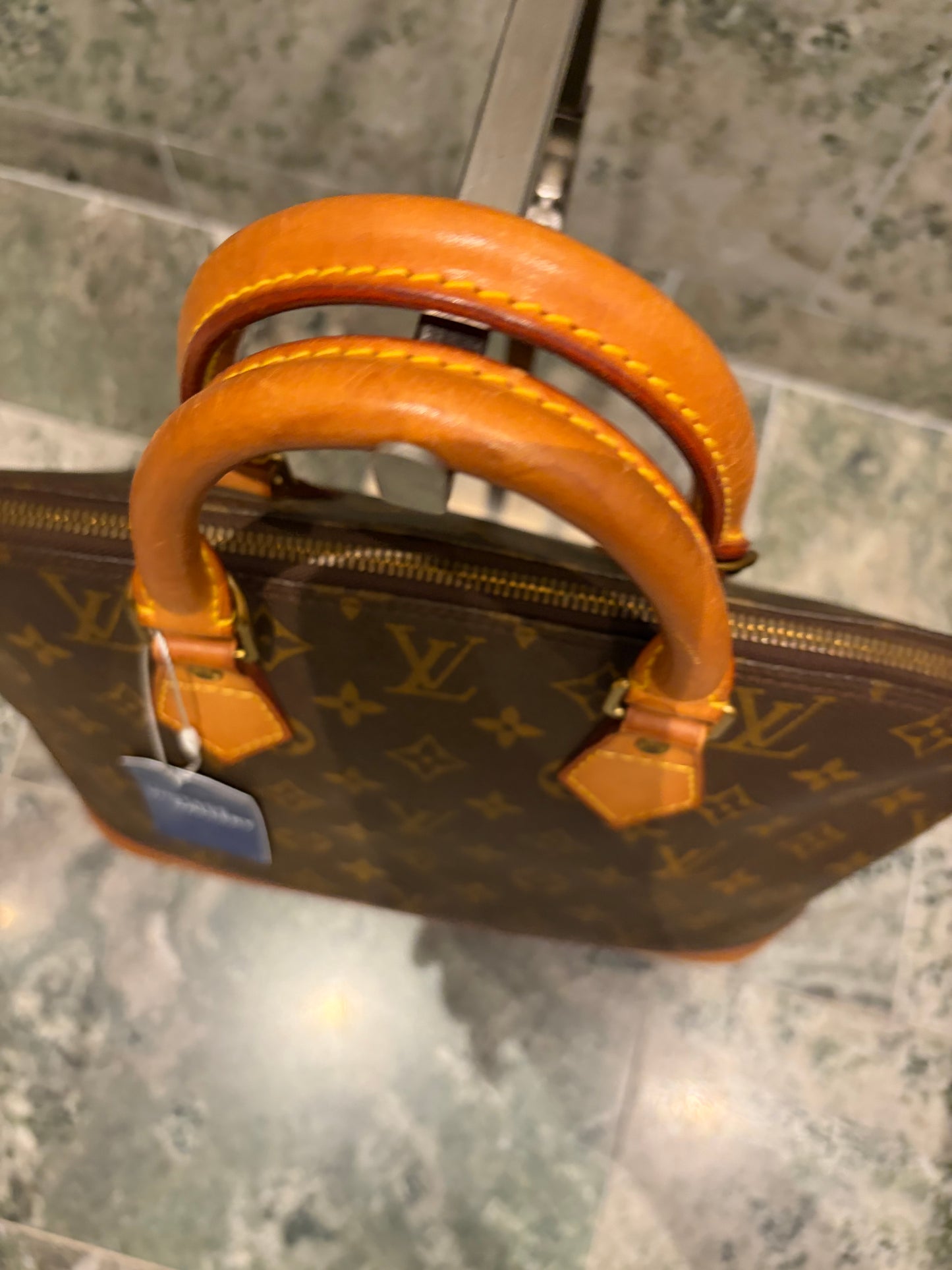 Louis Vuitton Alma PM
