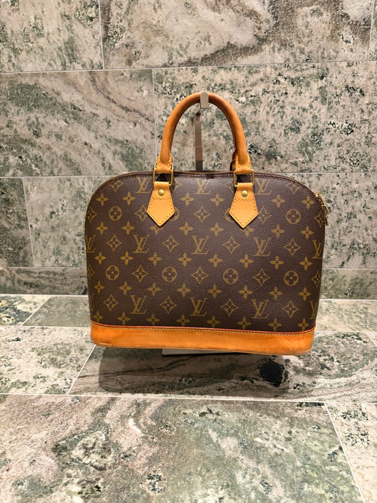 Louis Vuitton Alma PM