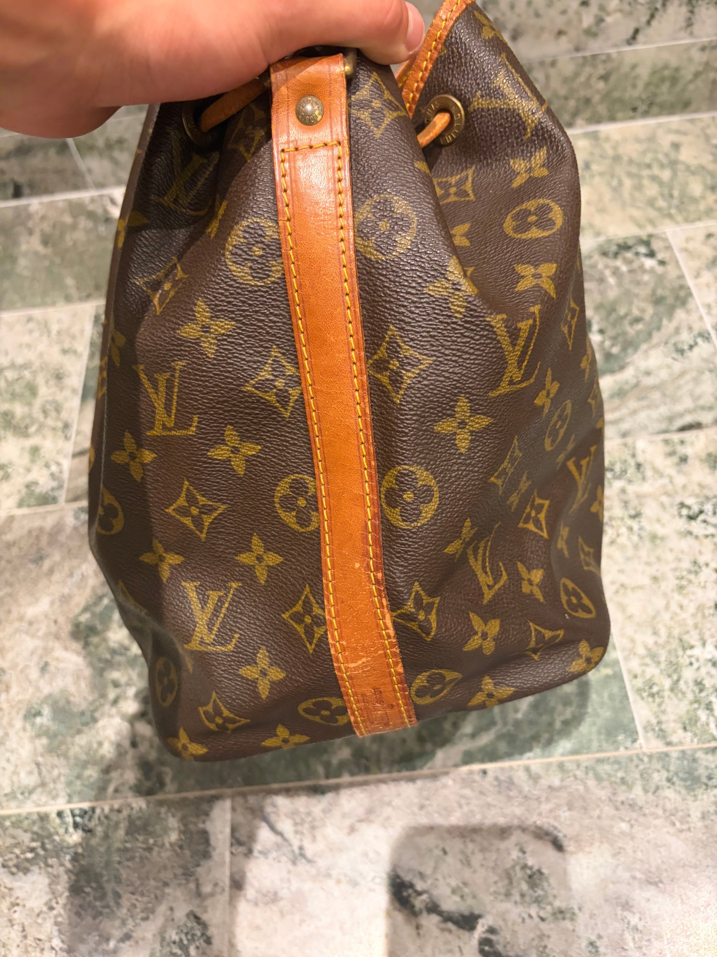 Louis Vuitton Noé pétite