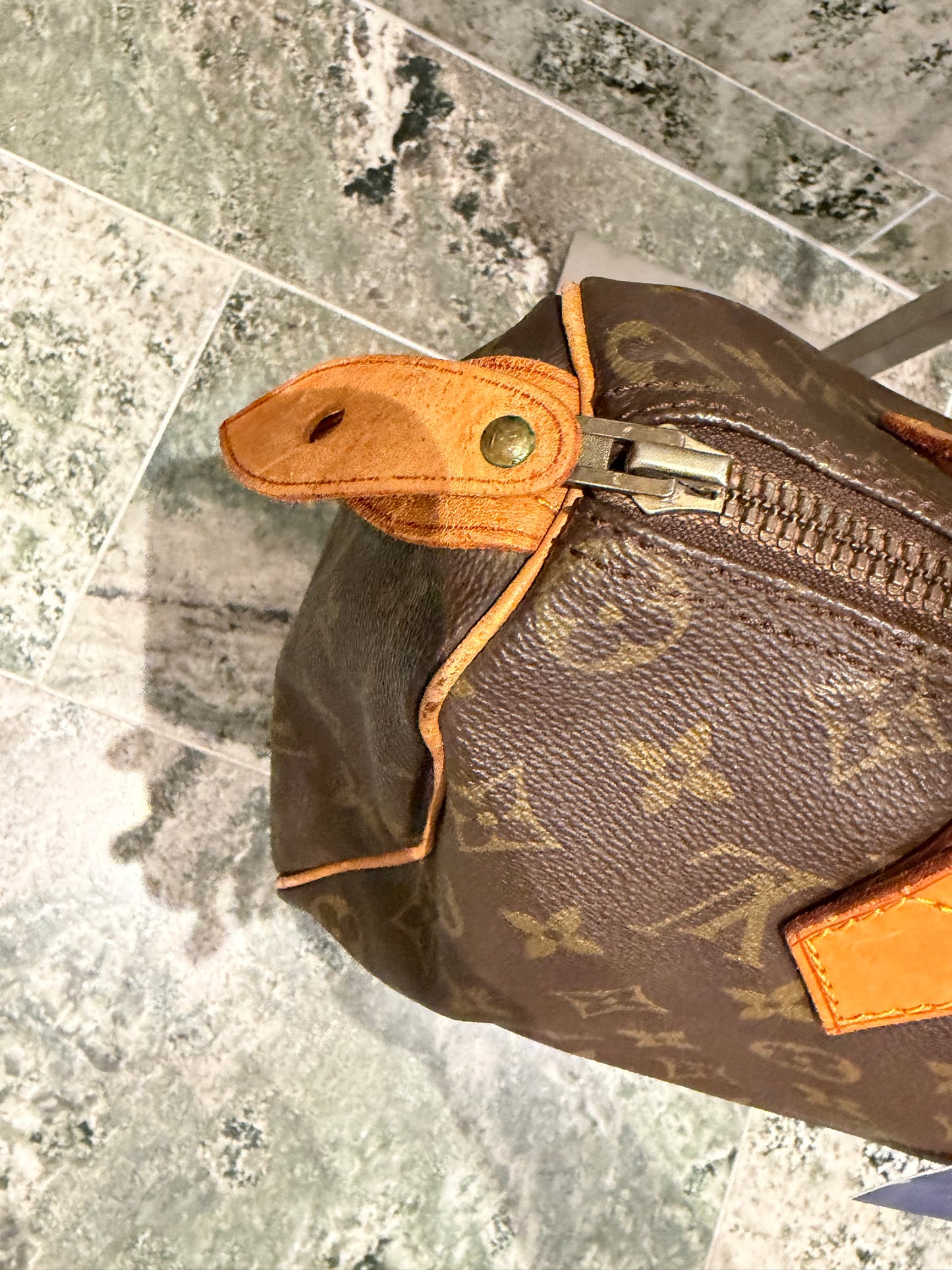 Louis Vuitton speedy 25