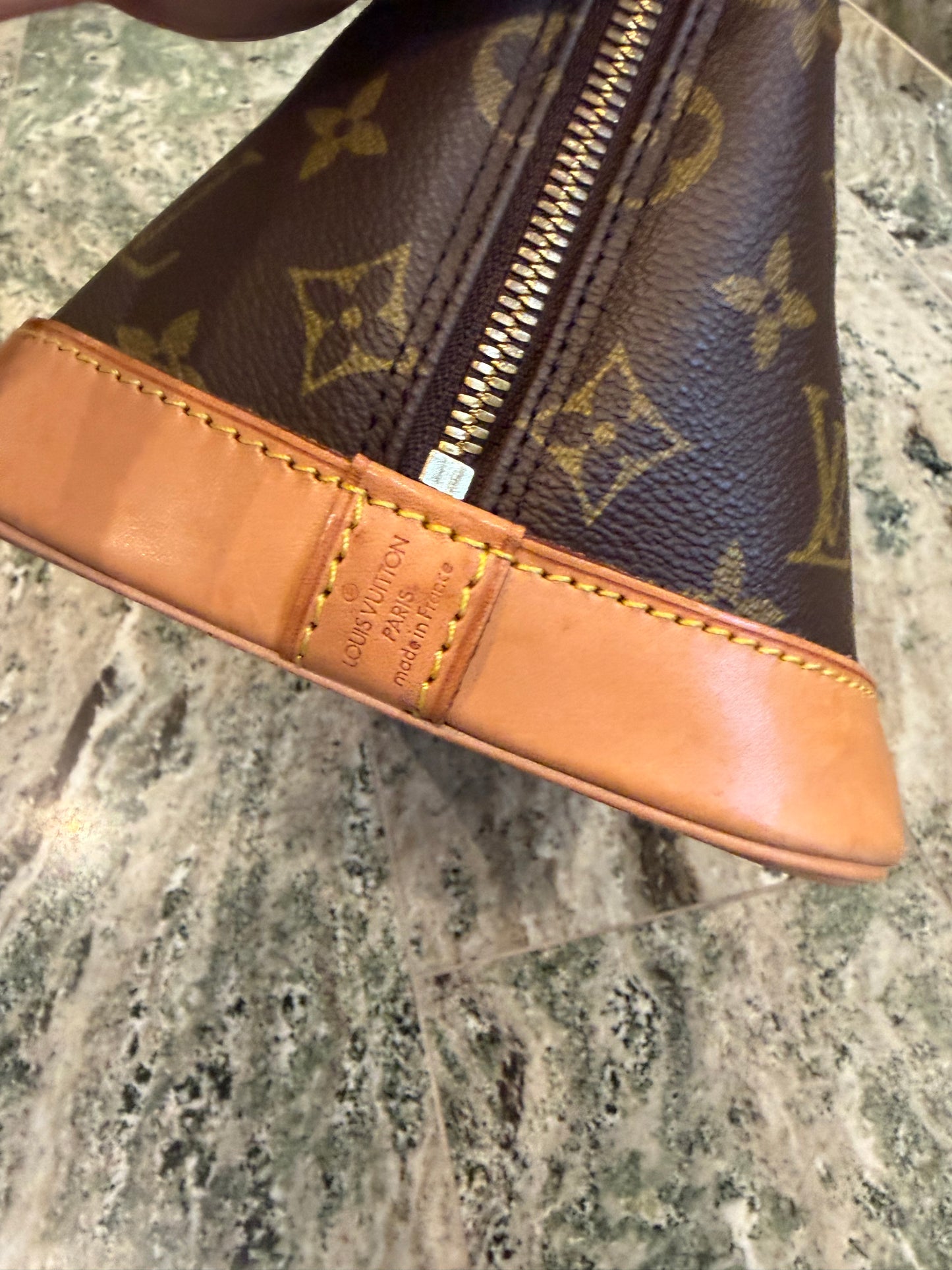 Louis Vuitton Alma PM