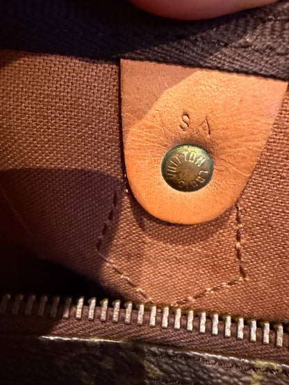Louis Vuitton speedy 35
