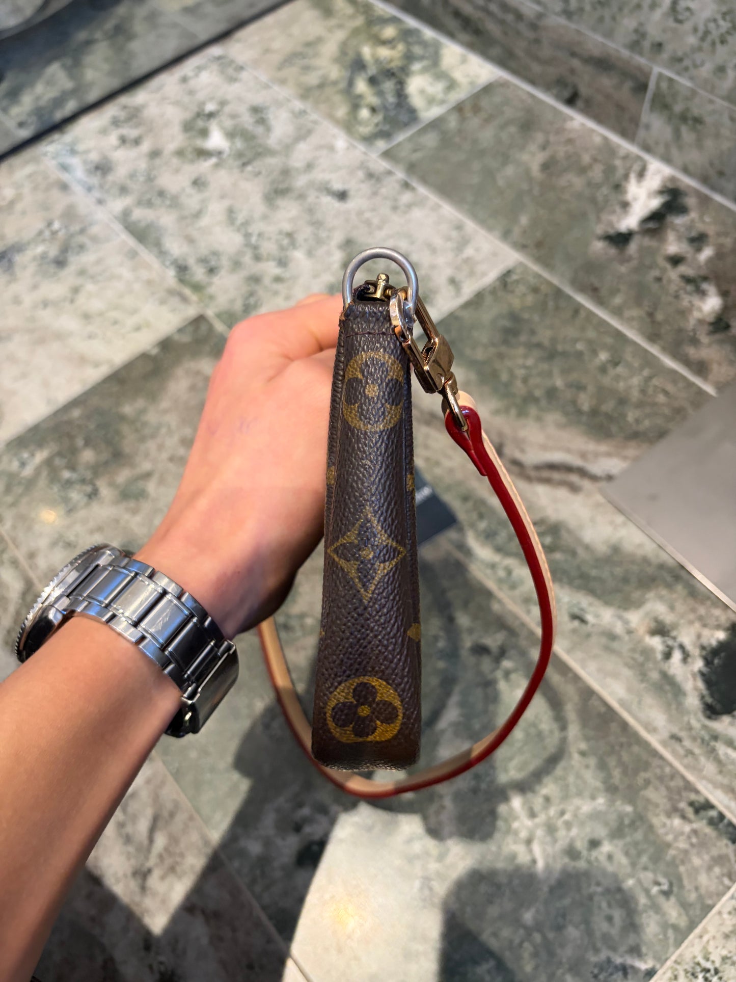 Louis Vuitton pochette accessories