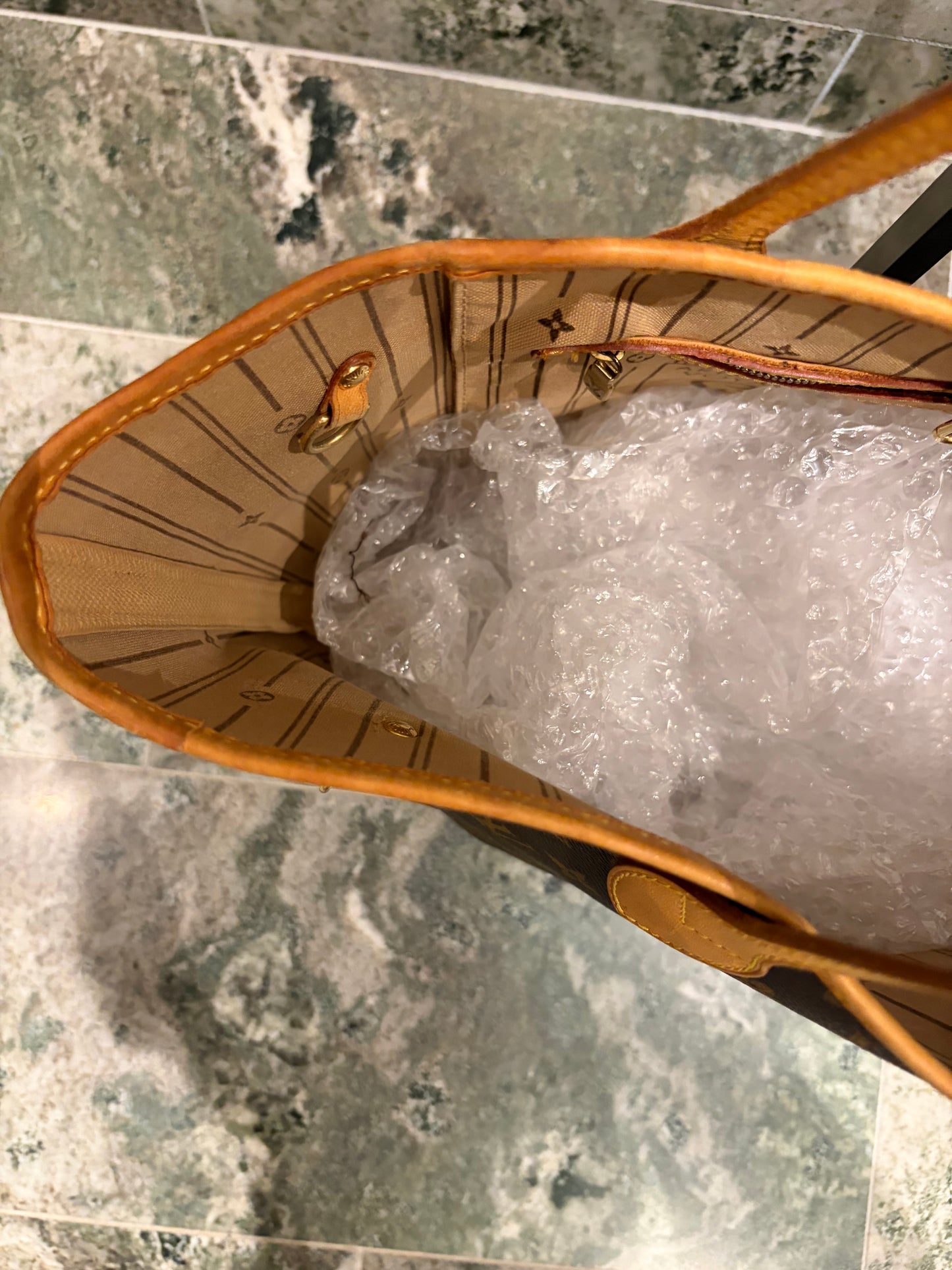 Louis Vuitton Neverfull MM