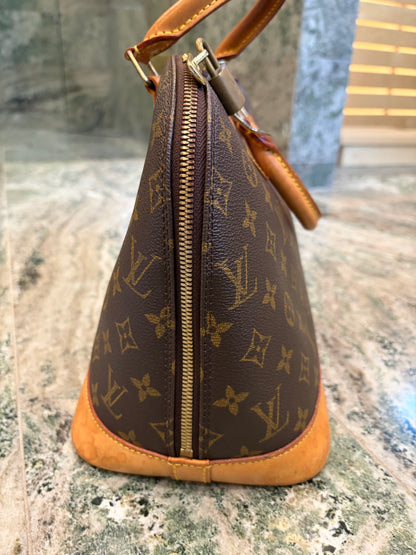 Louis Vuitton Alma PM