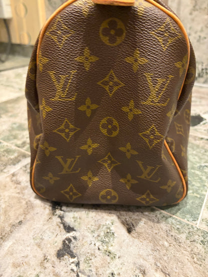 Louis Vuitton speedy 30
