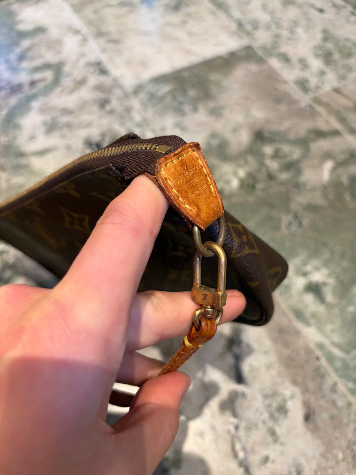 Louis Vuitton pochette accessories