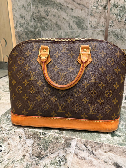 Louis Vuitton Alma PM