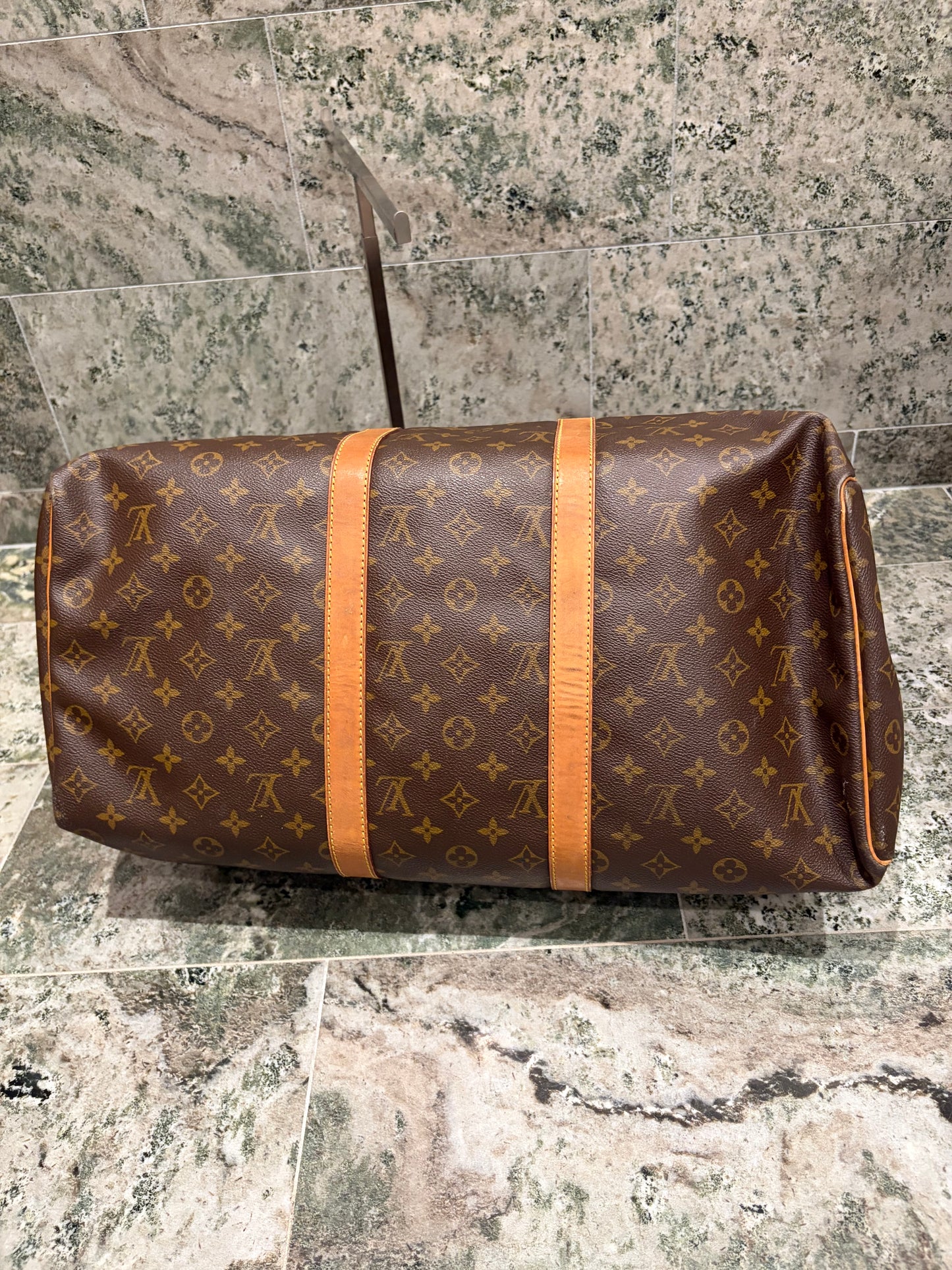 Louis Vuitton keepall 50