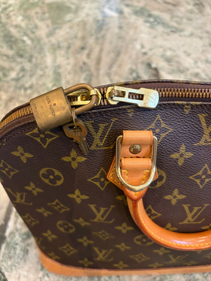 Louis Vuitton Alma PM