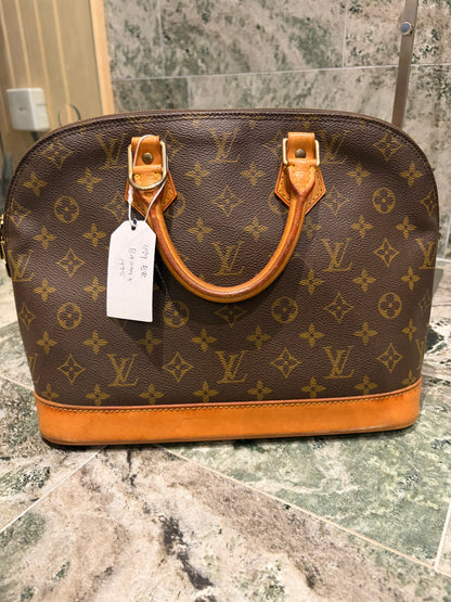 Louis Vuitton Alma PM