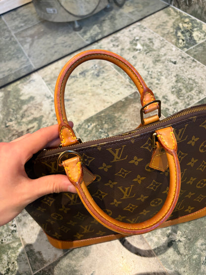 Louis Vuitton Alma PM