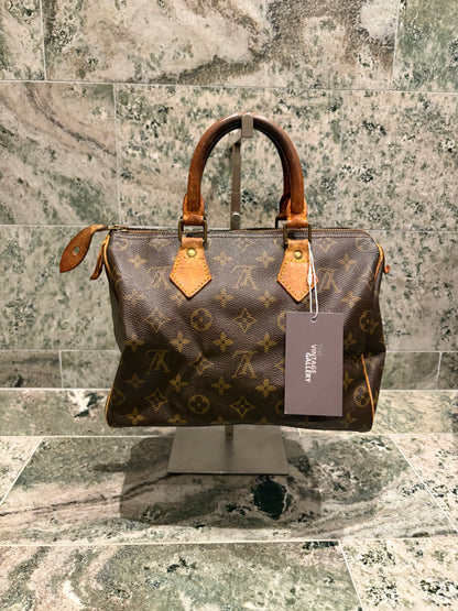 Louis Vuitton speedy 25