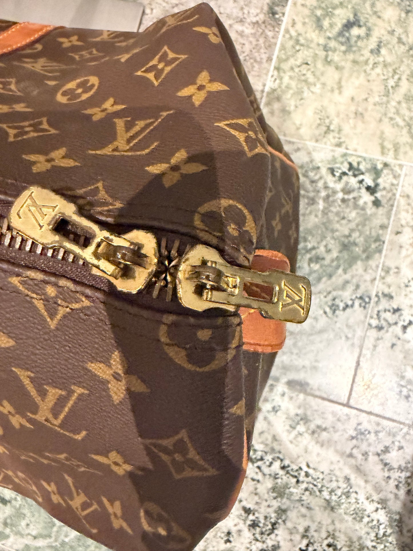 Louis Vuitton keepall 50