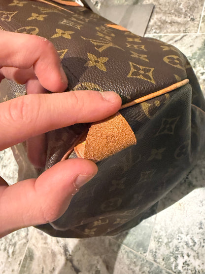 Louis Vuitton keepall 50
