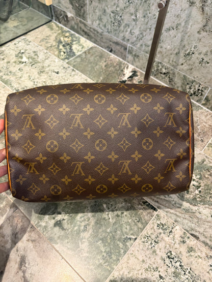 Louis Vuitton speedy 30