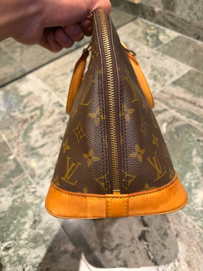 Louis Vuitton Alma PM