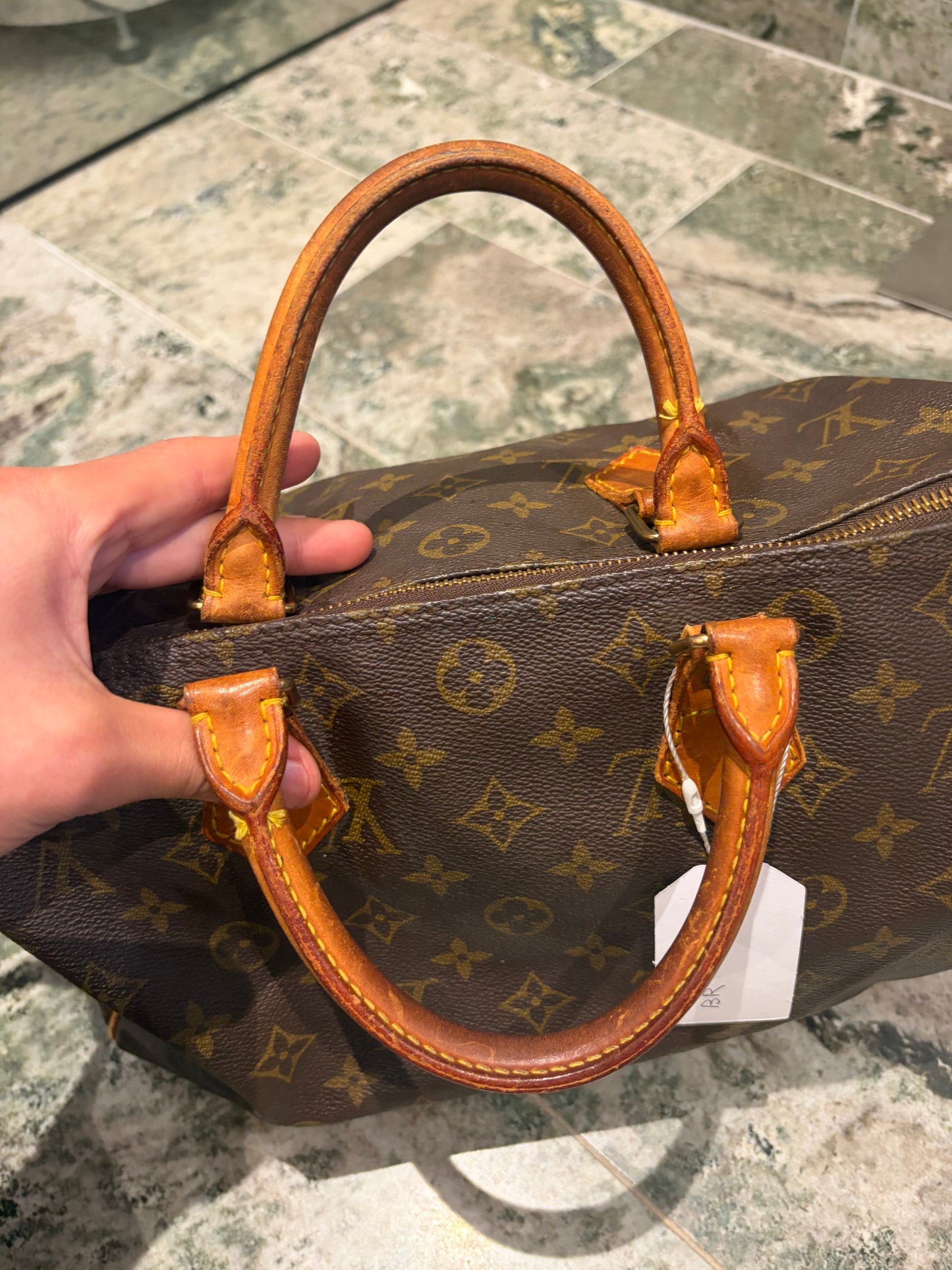 Louis Vuitton speedy 30
