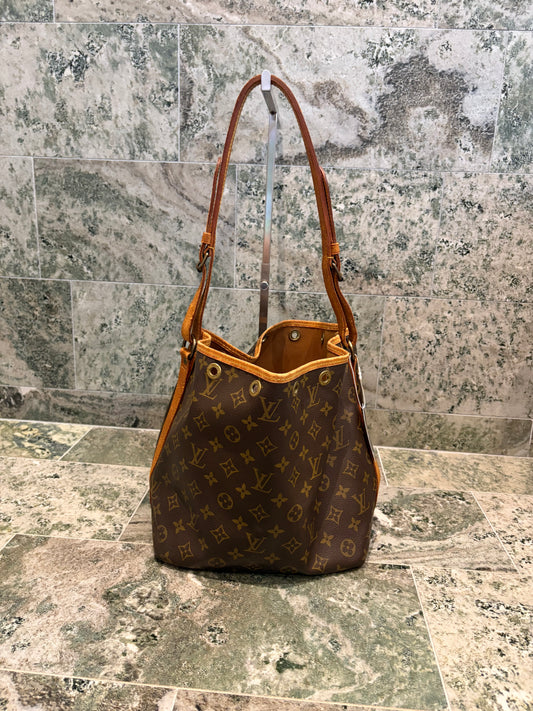 Louis Vuitton Noé Pétite
