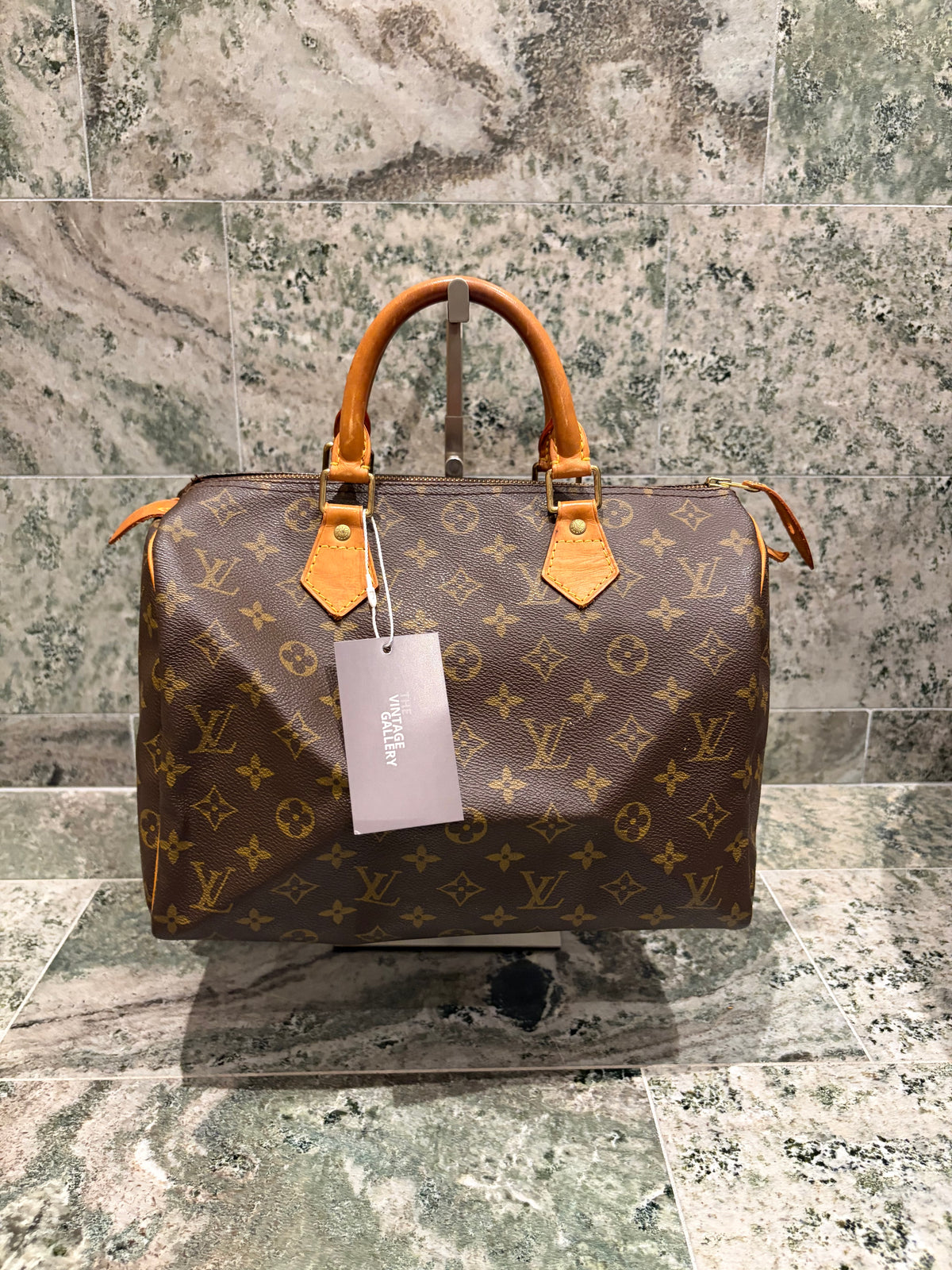 Louis Vuitton speedy 30