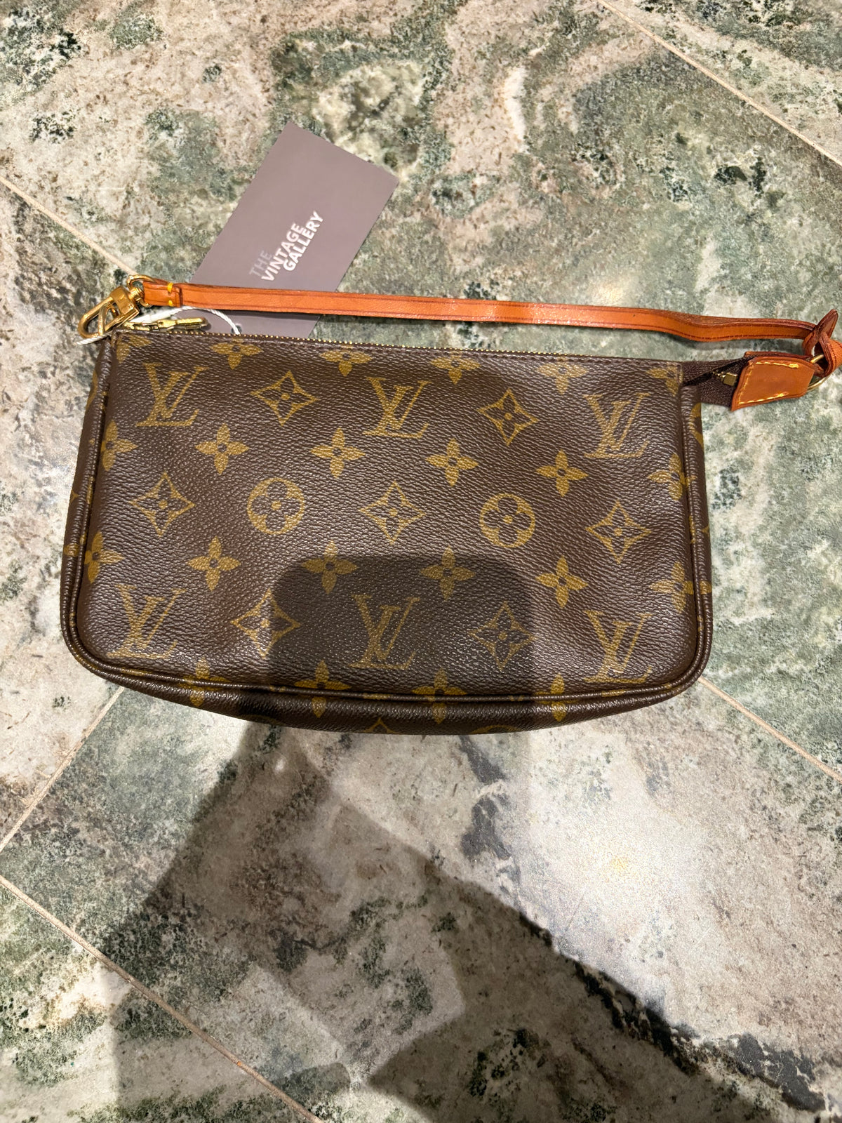 Louis Vuitton pochette accessories