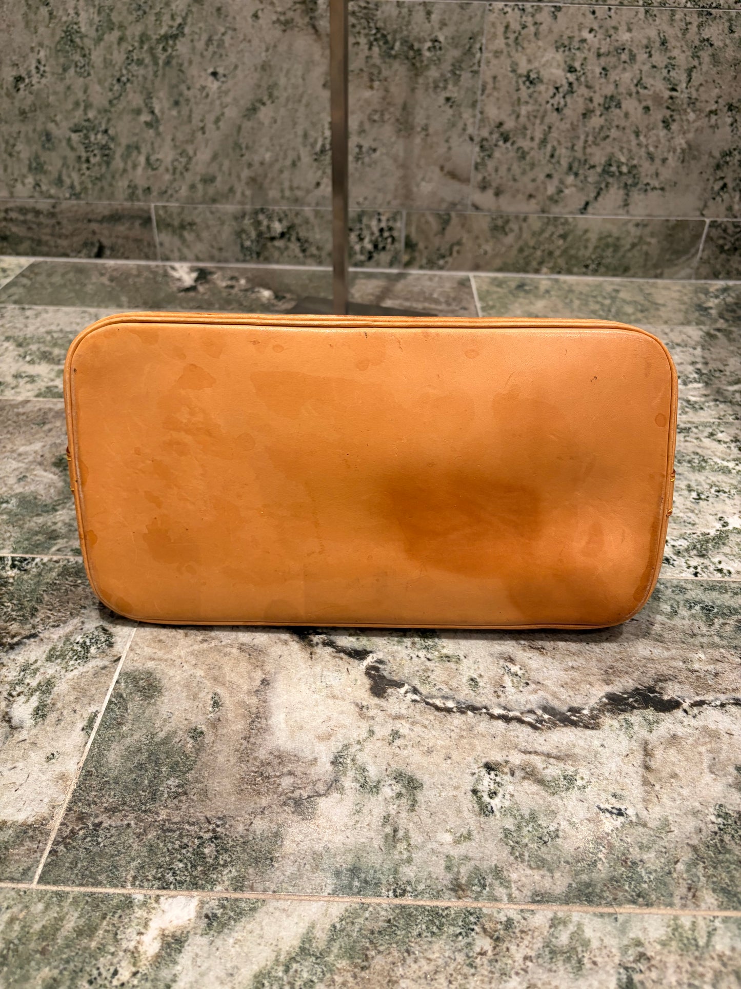 Louis Vuitton Alma PM
