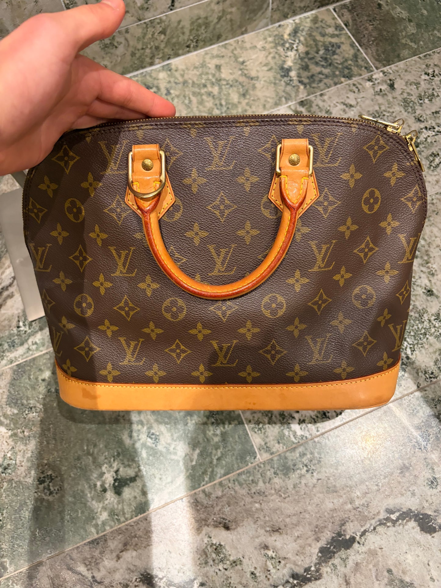 Louis Vuitton Alma PM