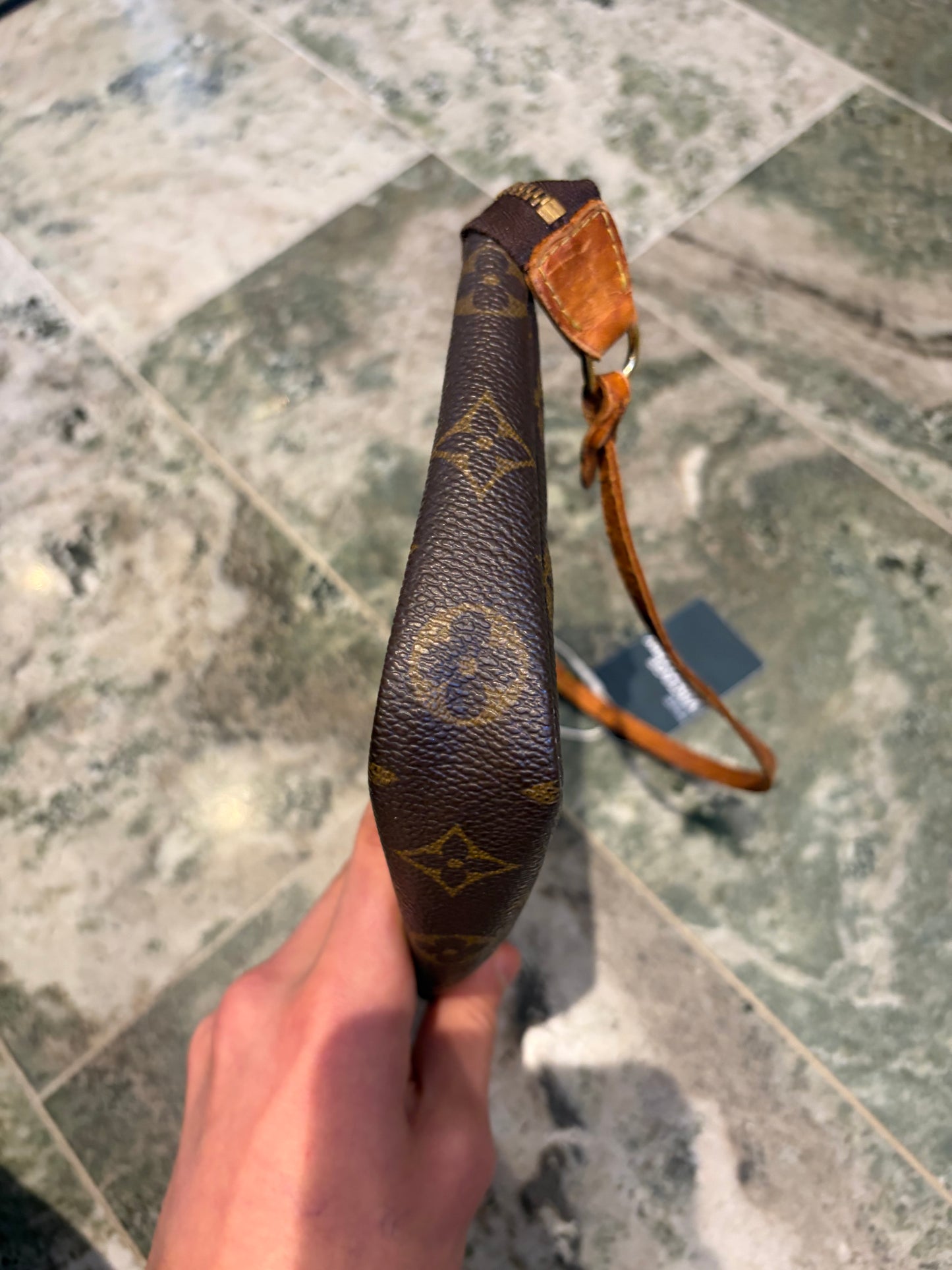 Louis Vuitton pochette accessories