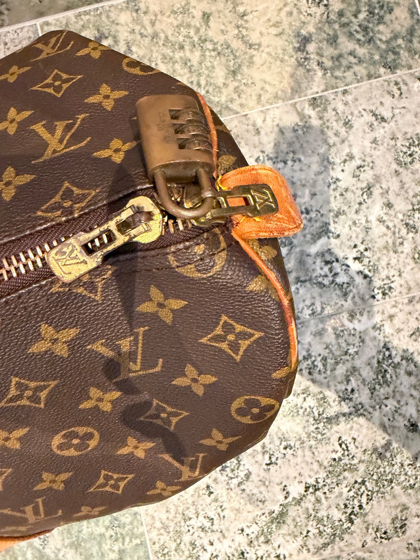 Louis Vuitton keepall 50
