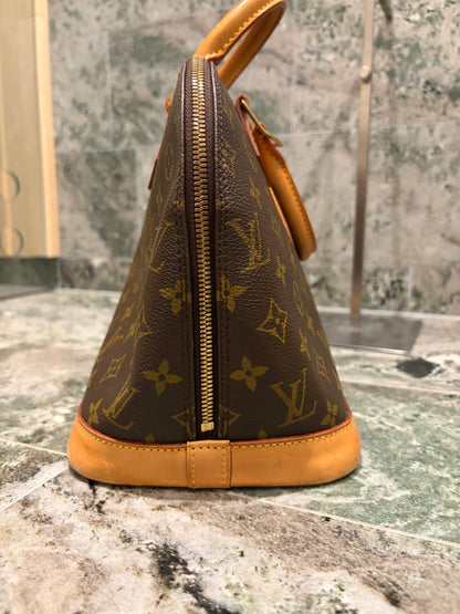 Louis Vuitton Alma PM