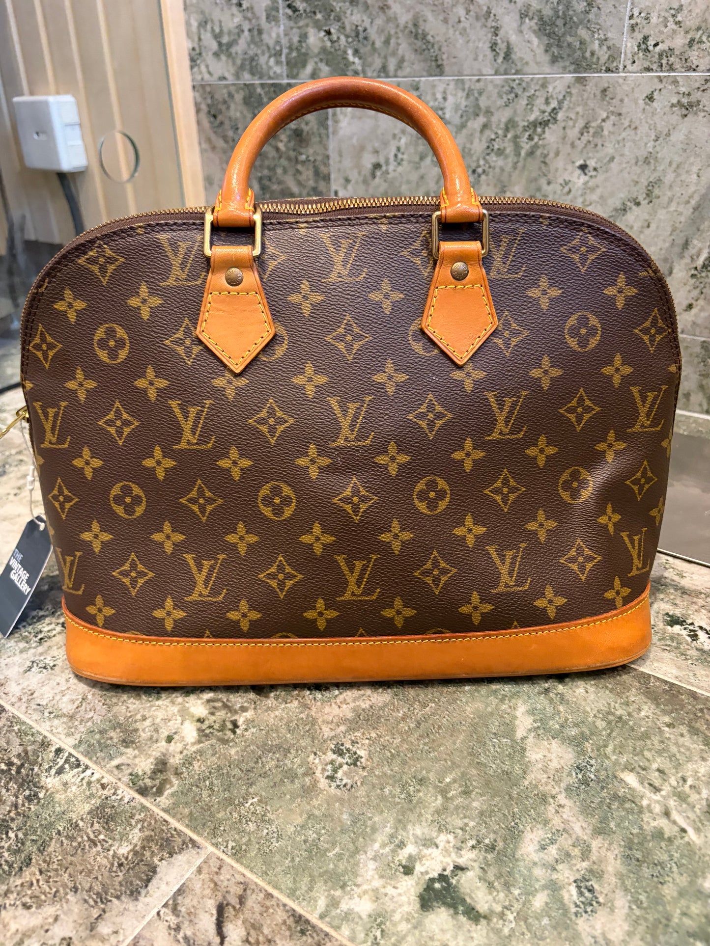 Louis Vuitton Alma PM