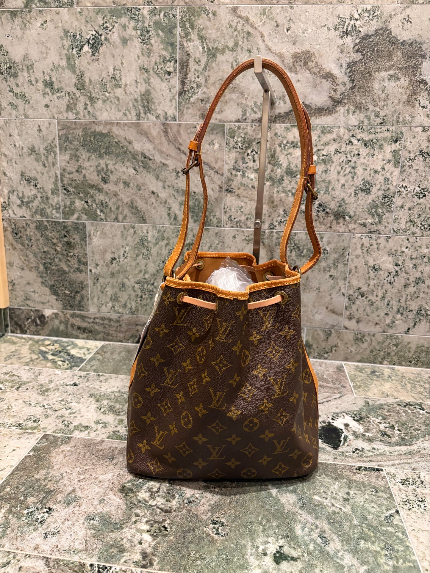 Louis Vuitton Noé pétite