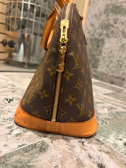 Louis Vuitton Alma PM