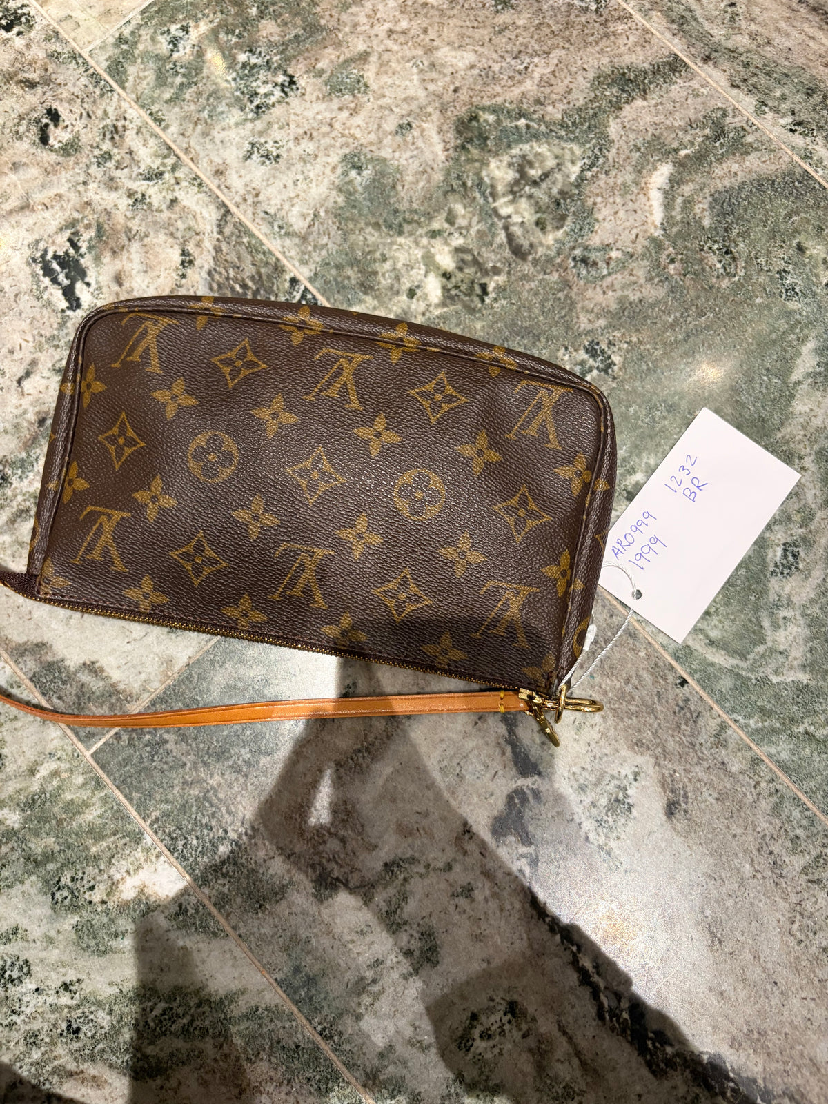 Louis Vuitton pochette accessories