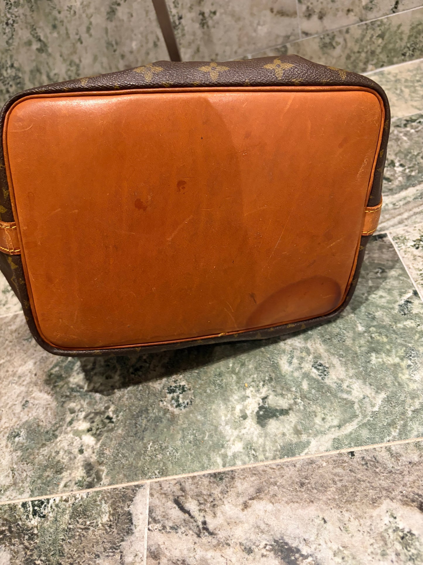 Louis Vuitton Noé pétite