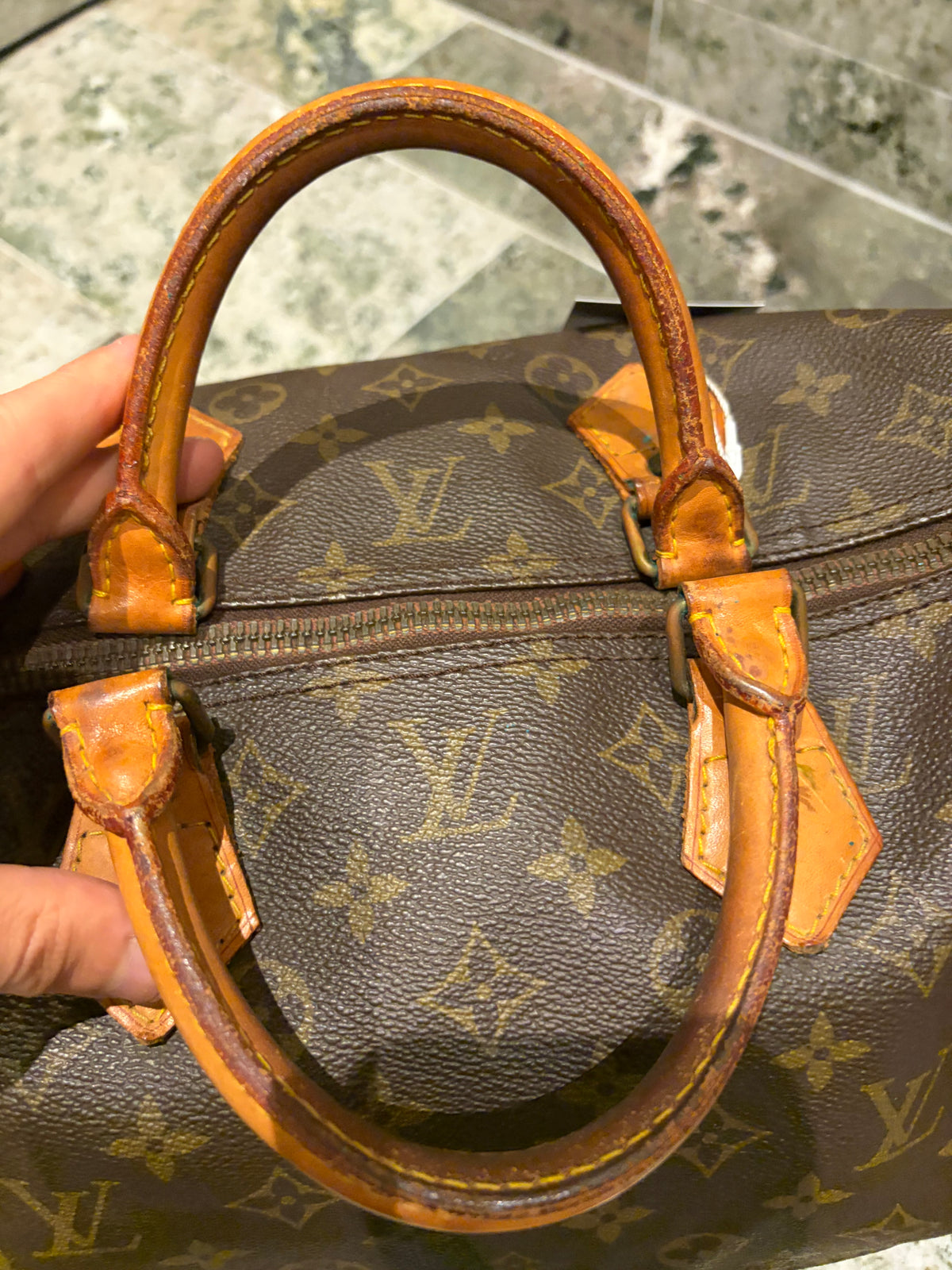 Louis Vuitton speedy 40