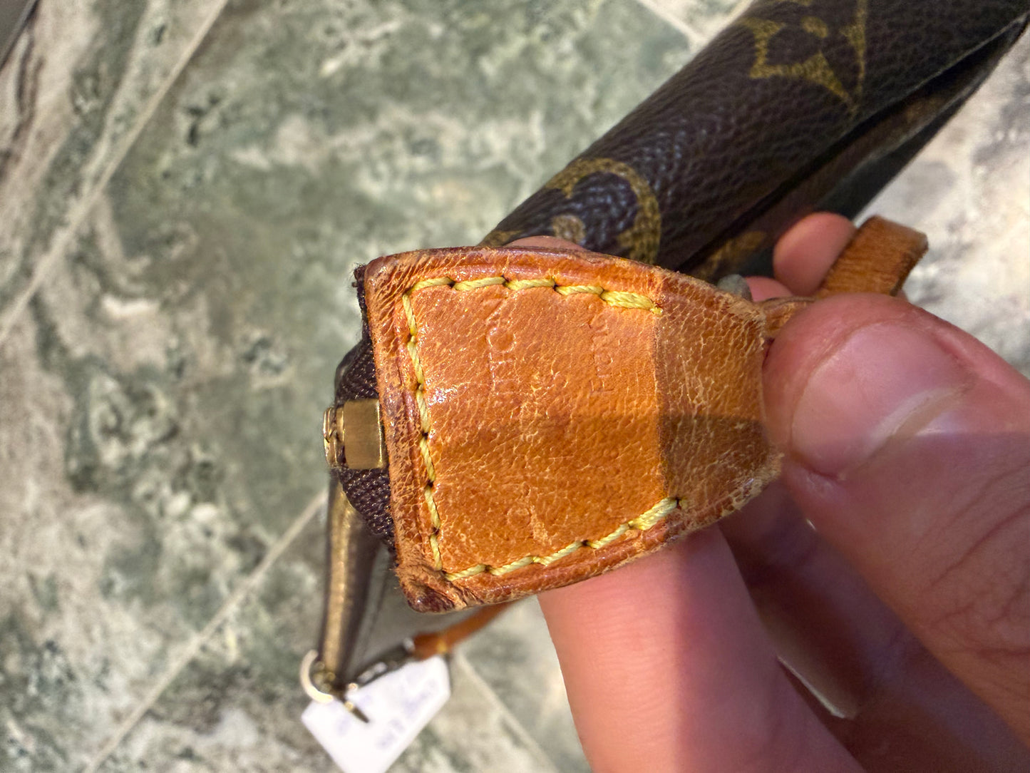 Louis Vuitton pochette accessories