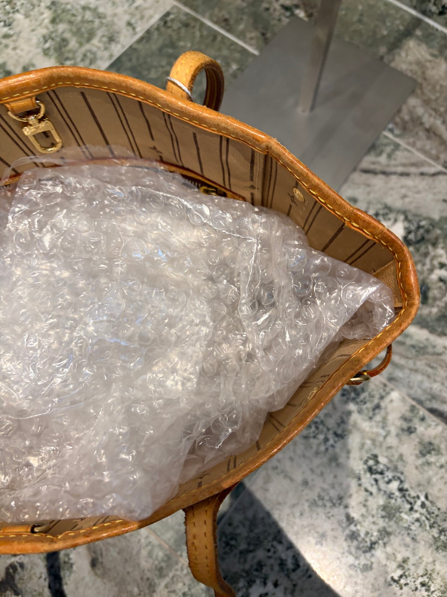 Louis Vuitton Neverfull PM