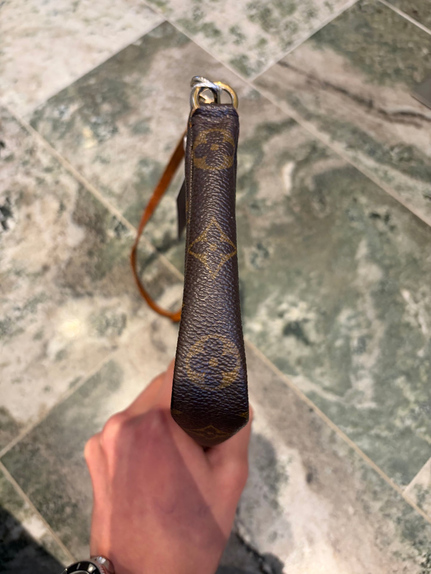 Louis Vuitton pochette accessories