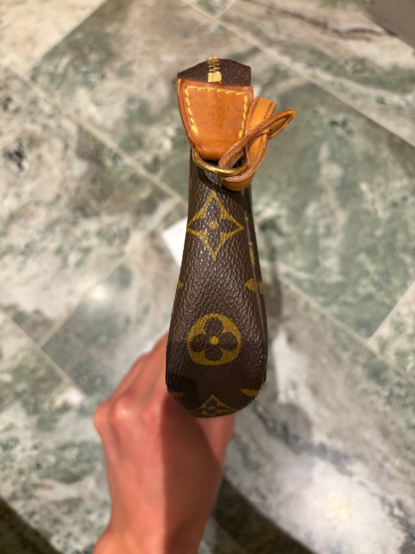 Louis Vuitton pochette accessories