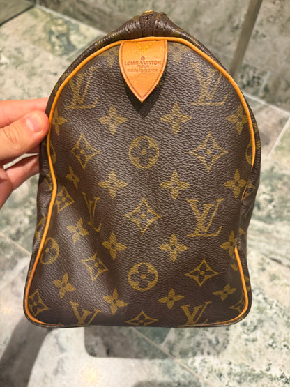 Louis Vuitton speedy 30